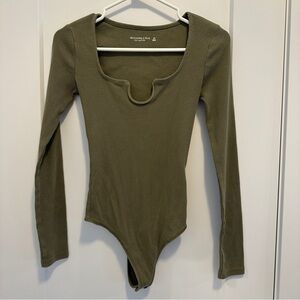 Abercrombie & Fitch Olive Green Ribbed Bodysuit Size XS Women’s